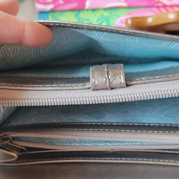 the sak Metallic Silver Wristlet Wallet - Picture 4 of 6